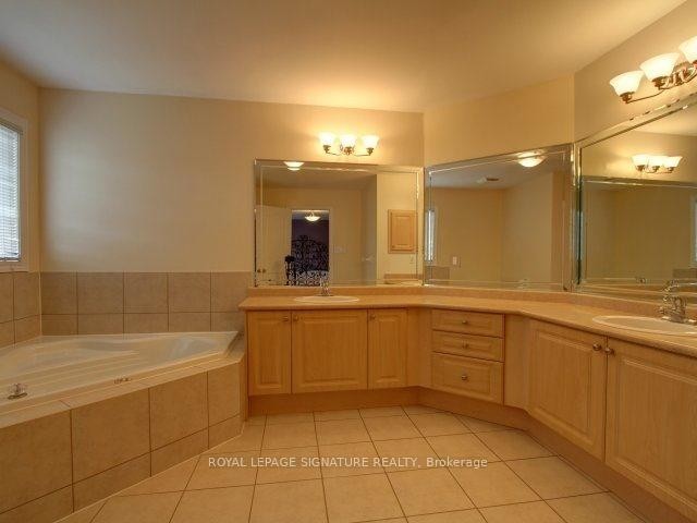 









110


Deerwood

Crescent,
Richmond Hill,




ON
L4E 4B3

