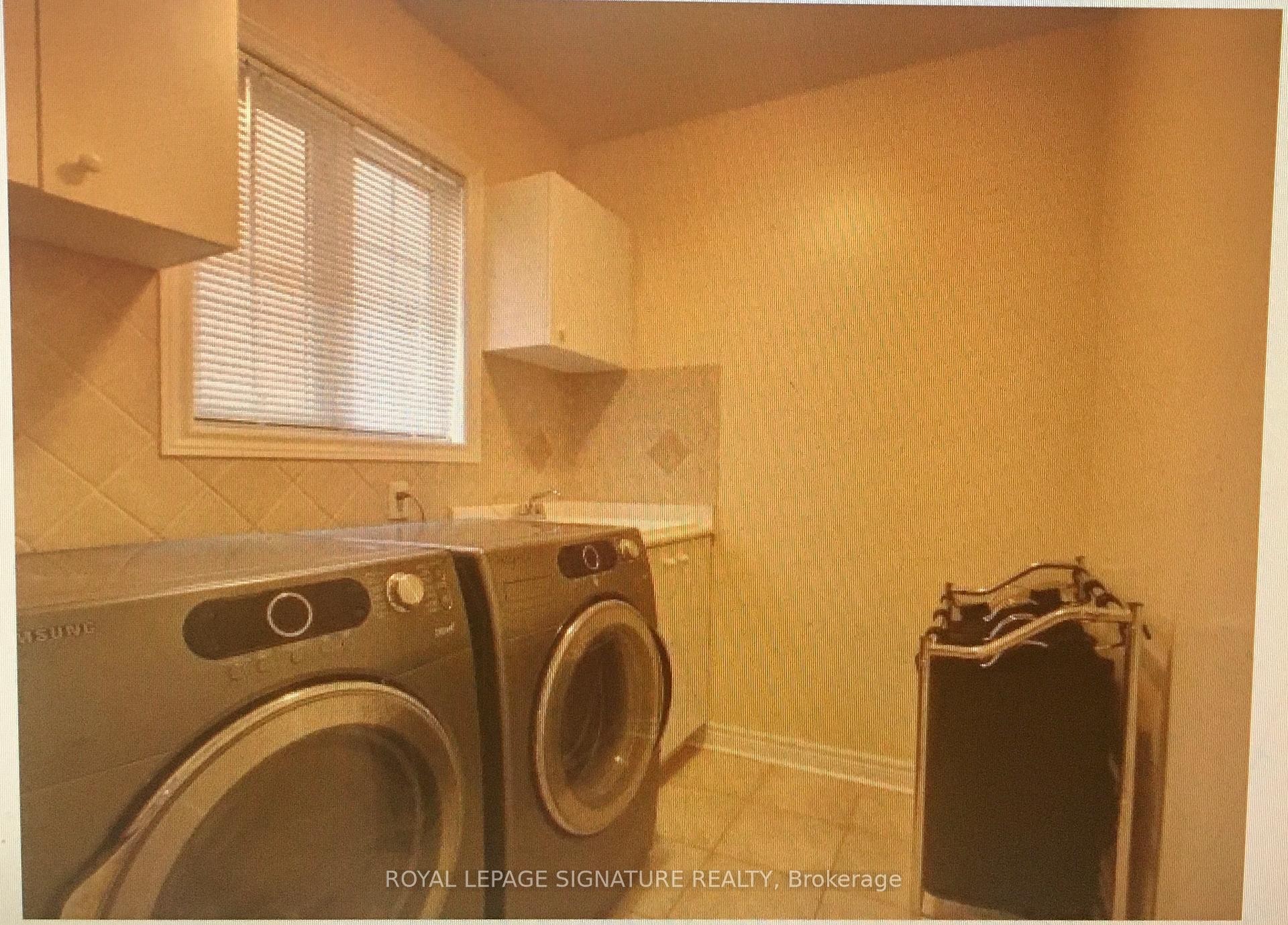 









110


Deerwood

Crescent,
Richmond Hill,




ON
L4E 4B3

