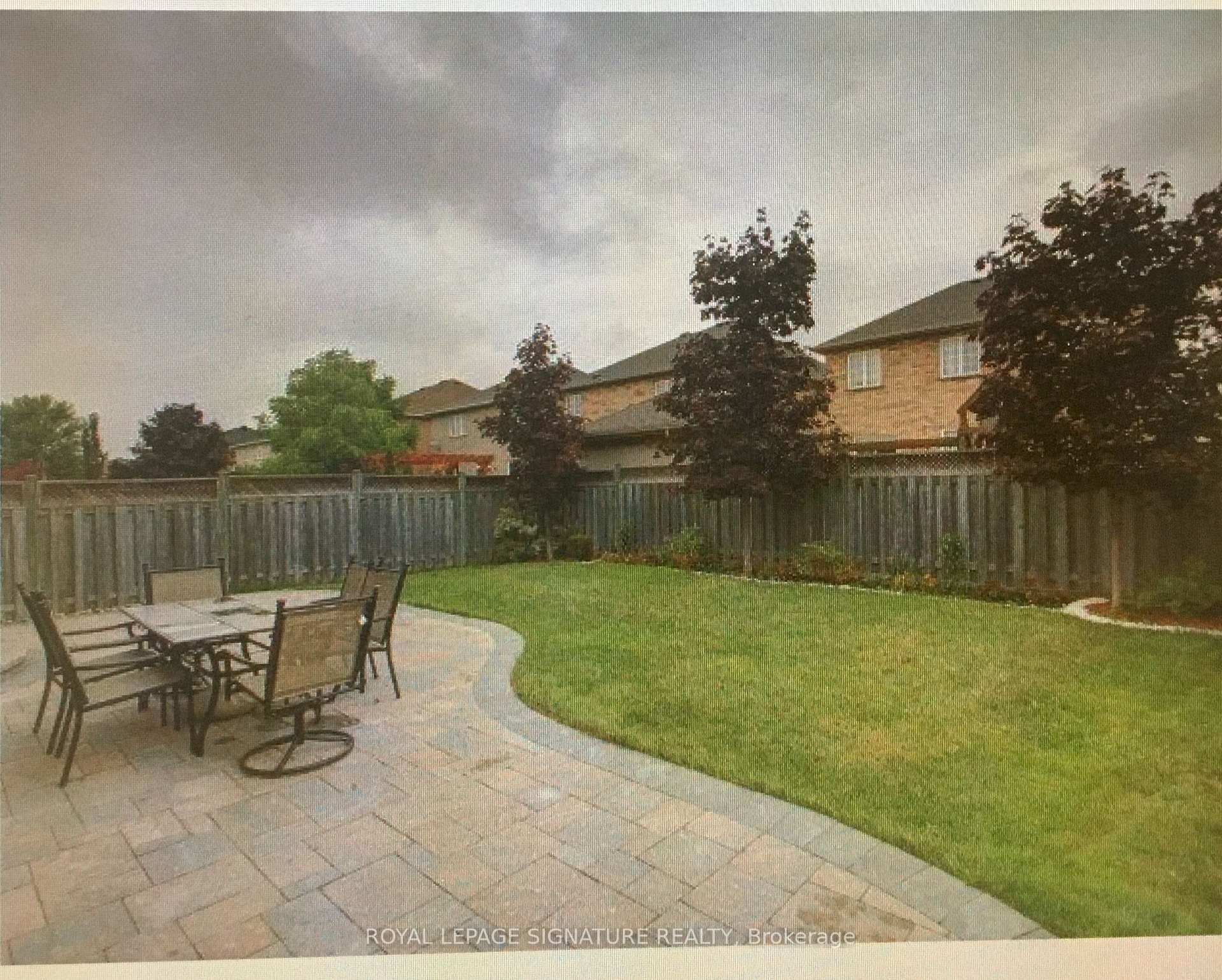 









110


Deerwood

Crescent,
Richmond Hill,




ON
L4E 4B3

