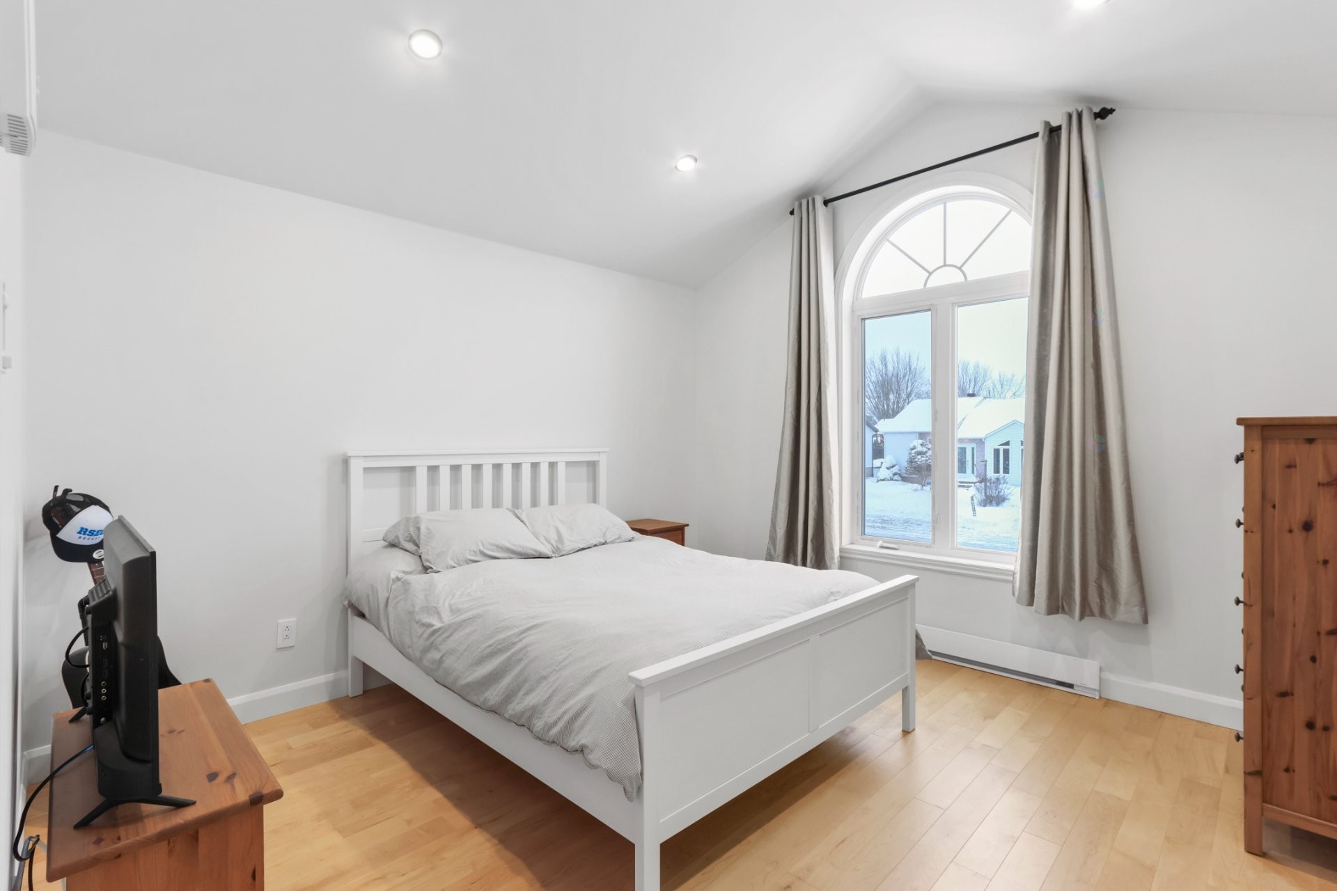 









419


Rue des Chênes

,
Beauharnois,




QC
J6N3T9

