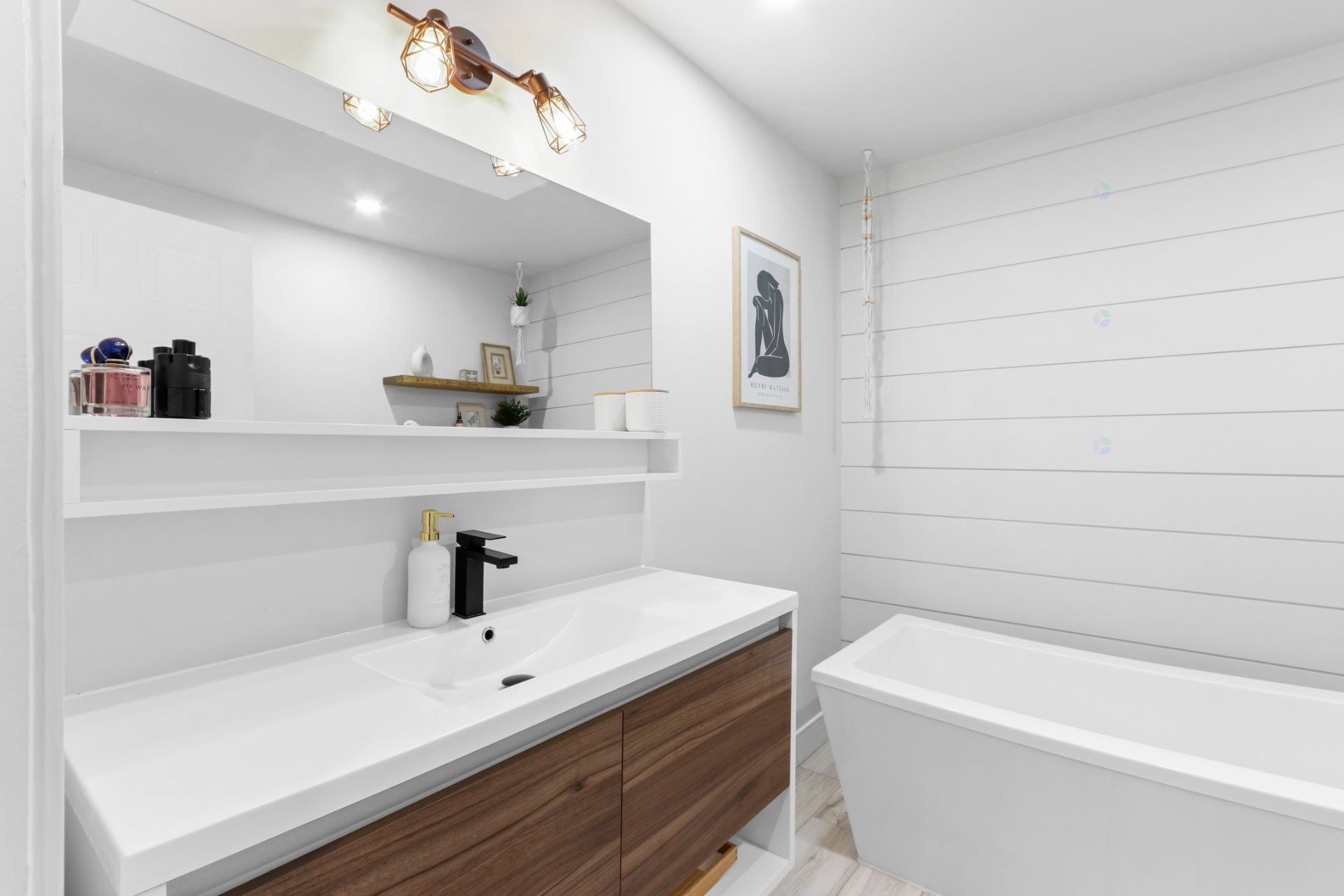 









419


Rue des Chênes

,
Beauharnois,




QC
J6N3T9

