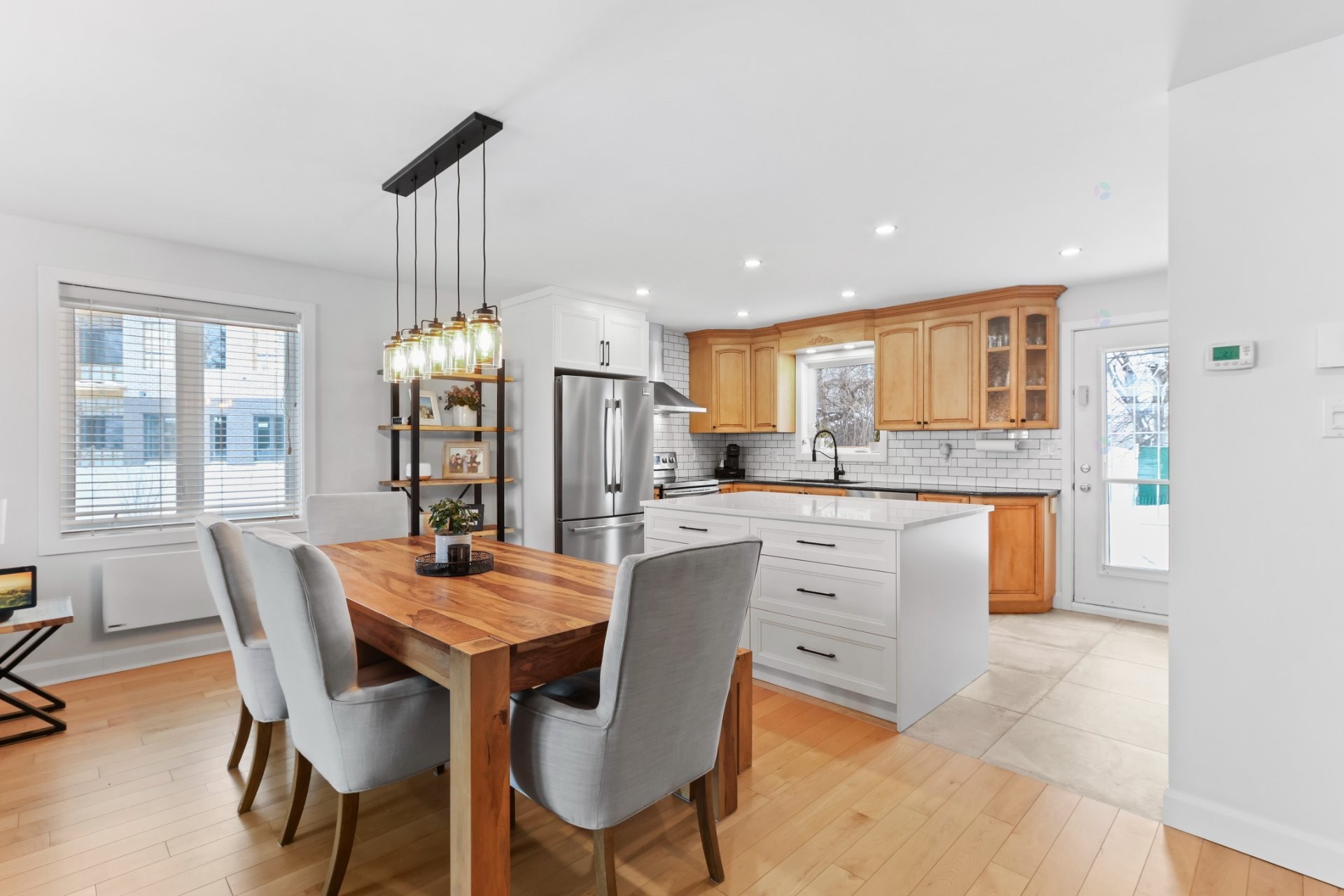 









419


Rue des Chênes

,
Beauharnois,




QC
J6N3T9

