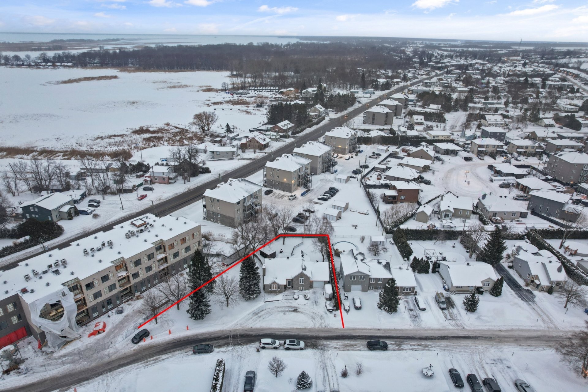 









419


Rue des Chênes

,
Beauharnois,




QC
J6N3T9

