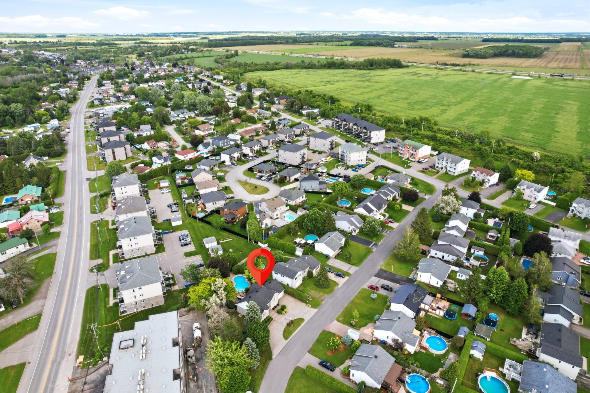 









419


Rue des Chênes

,
Beauharnois,




QC
J6N3T9

