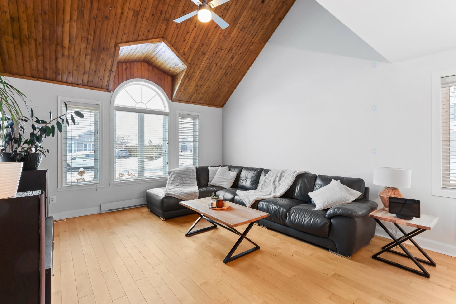 









419


Rue des Chênes

,
Beauharnois,




QC
J6N3T9

