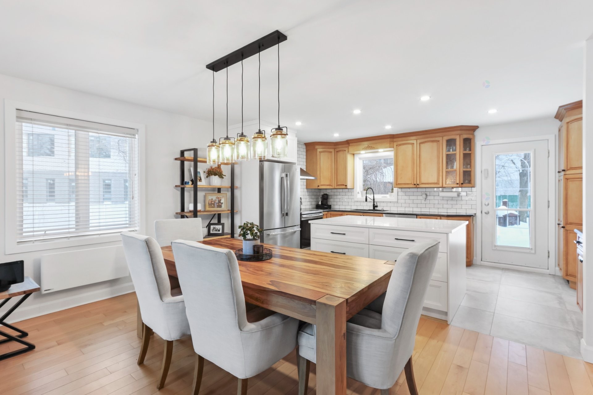 









419


Rue des Chênes

,
Beauharnois,




QC
J6N3T9

