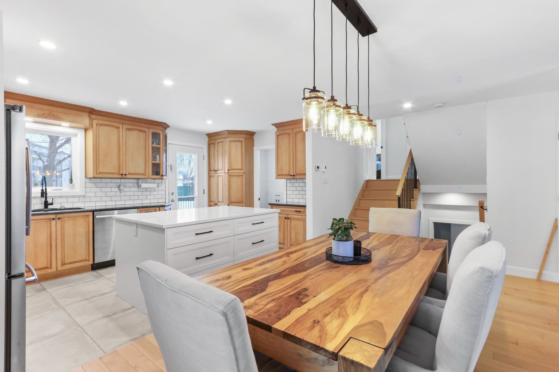 









419


Rue des Chênes

,
Beauharnois,




QC
J6N3T9

