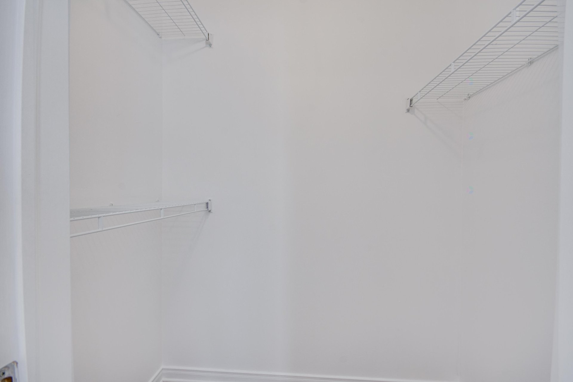 









185


Rue des Balbuzards

,
Gatineau (Masson-Angers),




QC
J8M1J2


