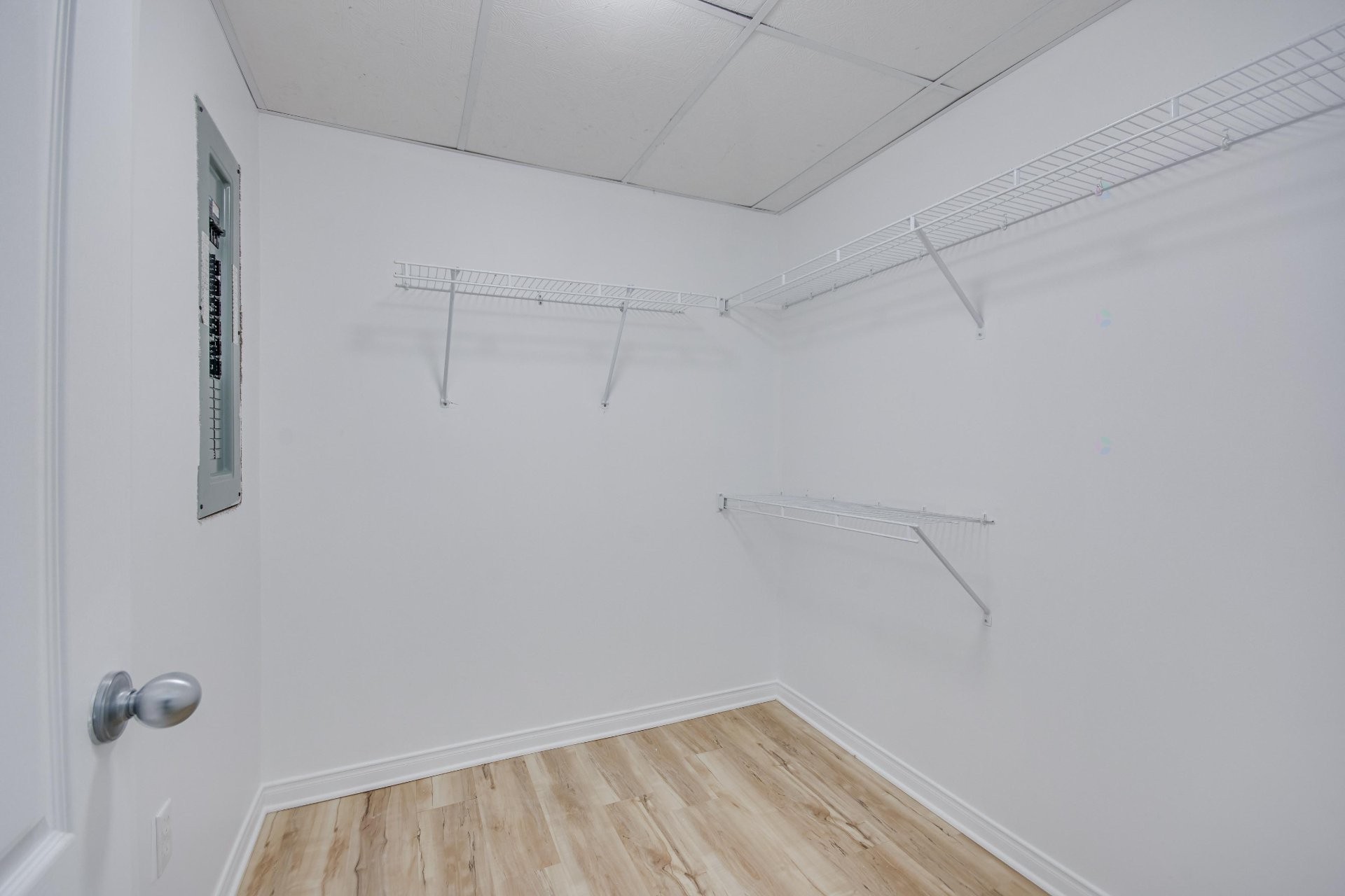 









185


Rue des Balbuzards

,
Gatineau (Masson-Angers),




QC
J8M1J2

