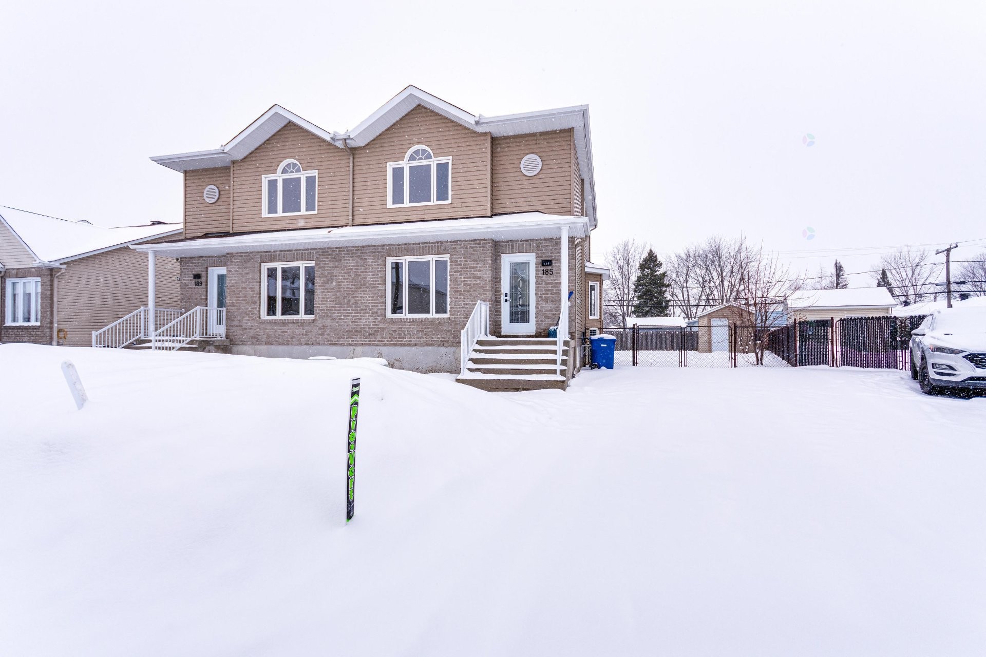 









185


Rue des Balbuzards

,
Gatineau (Masson-Angers),




QC
J8M1J2

