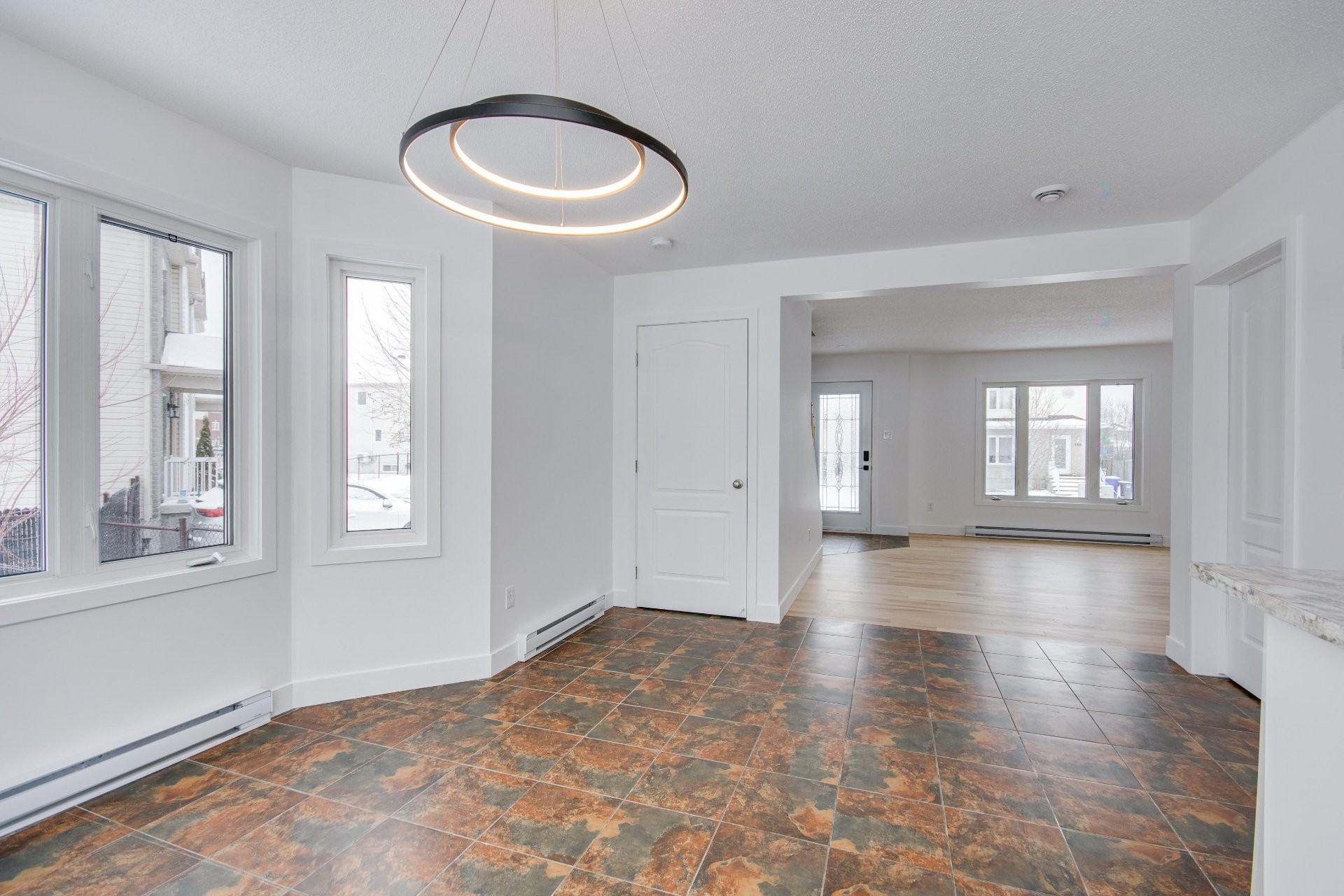









185


Rue des Balbuzards

,
Gatineau (Masson-Angers),




QC
J8M1J2

