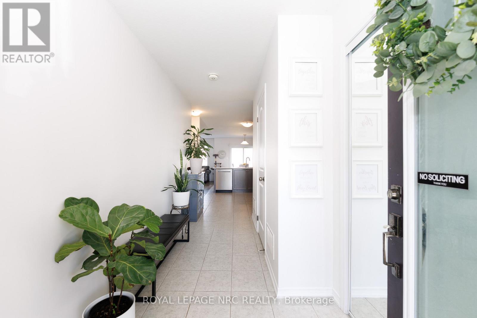 












7794 WHITE PINE CRESCENT

,
Niagara Falls (Brown),




Ontario
L2H3R4

