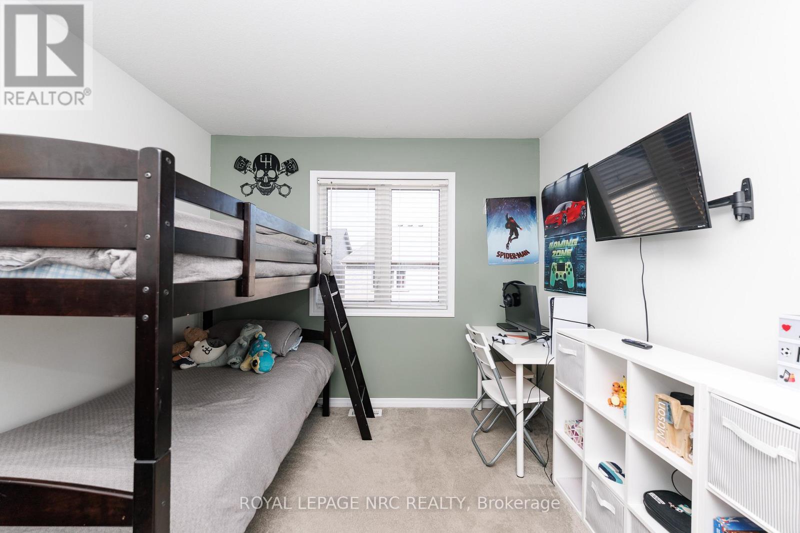 












7794 WHITE PINE CRESCENT

,
Niagara Falls (Brown),




Ontario
L2H3R4

