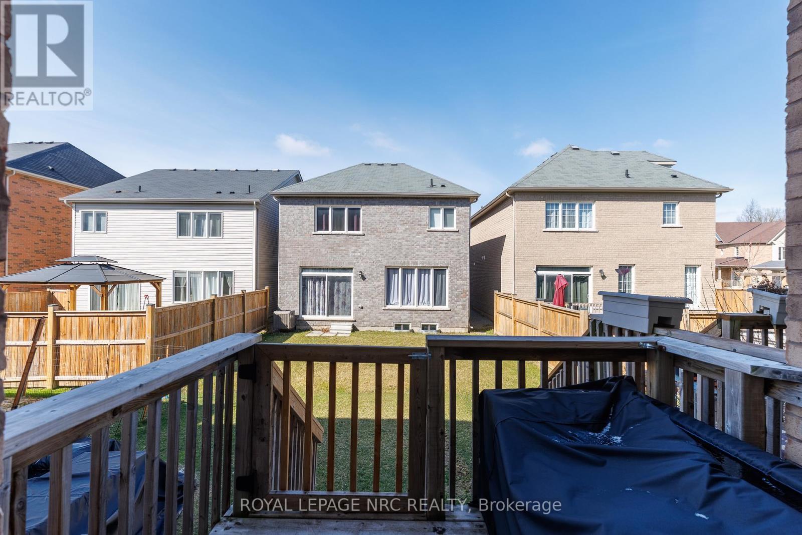 












7794 WHITE PINE CRESCENT

,
Niagara Falls (Brown),




Ontario
L2H3R4

