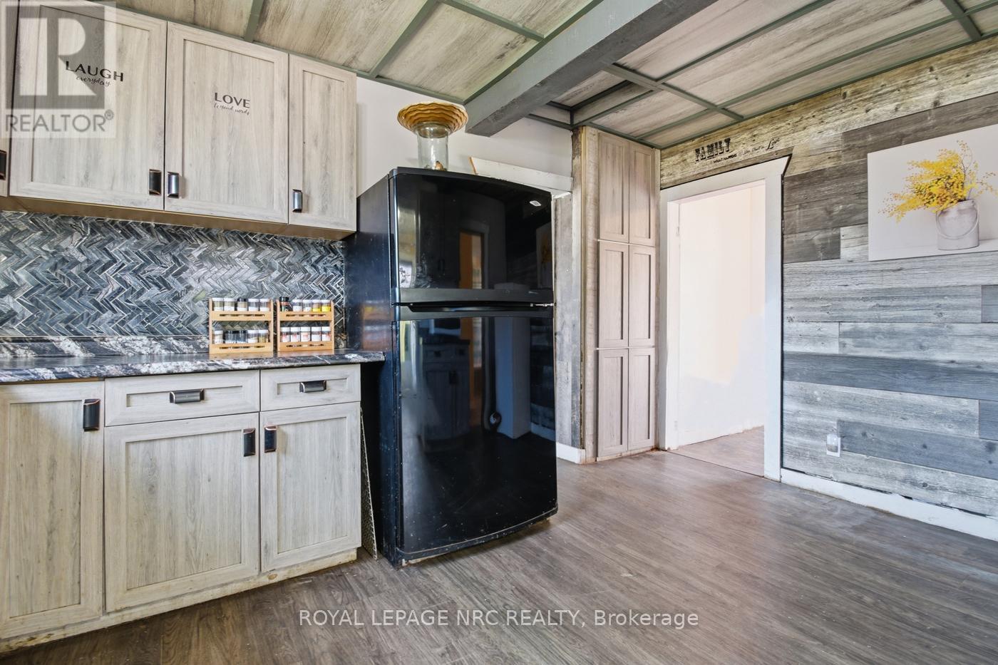 












529 ROSEHILL ROAD

,
Fort Erie (Crescent Park),




Ontario
L2A5M4

