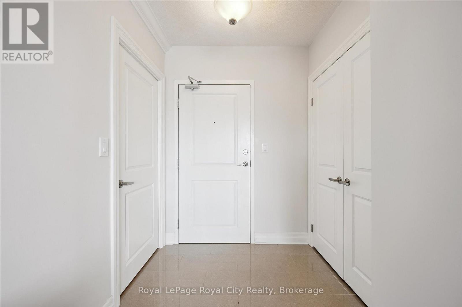 












413 - 150 WELLINGTON STREET E

,
Guelph (Downtown),




Ontario
N1H3R2

