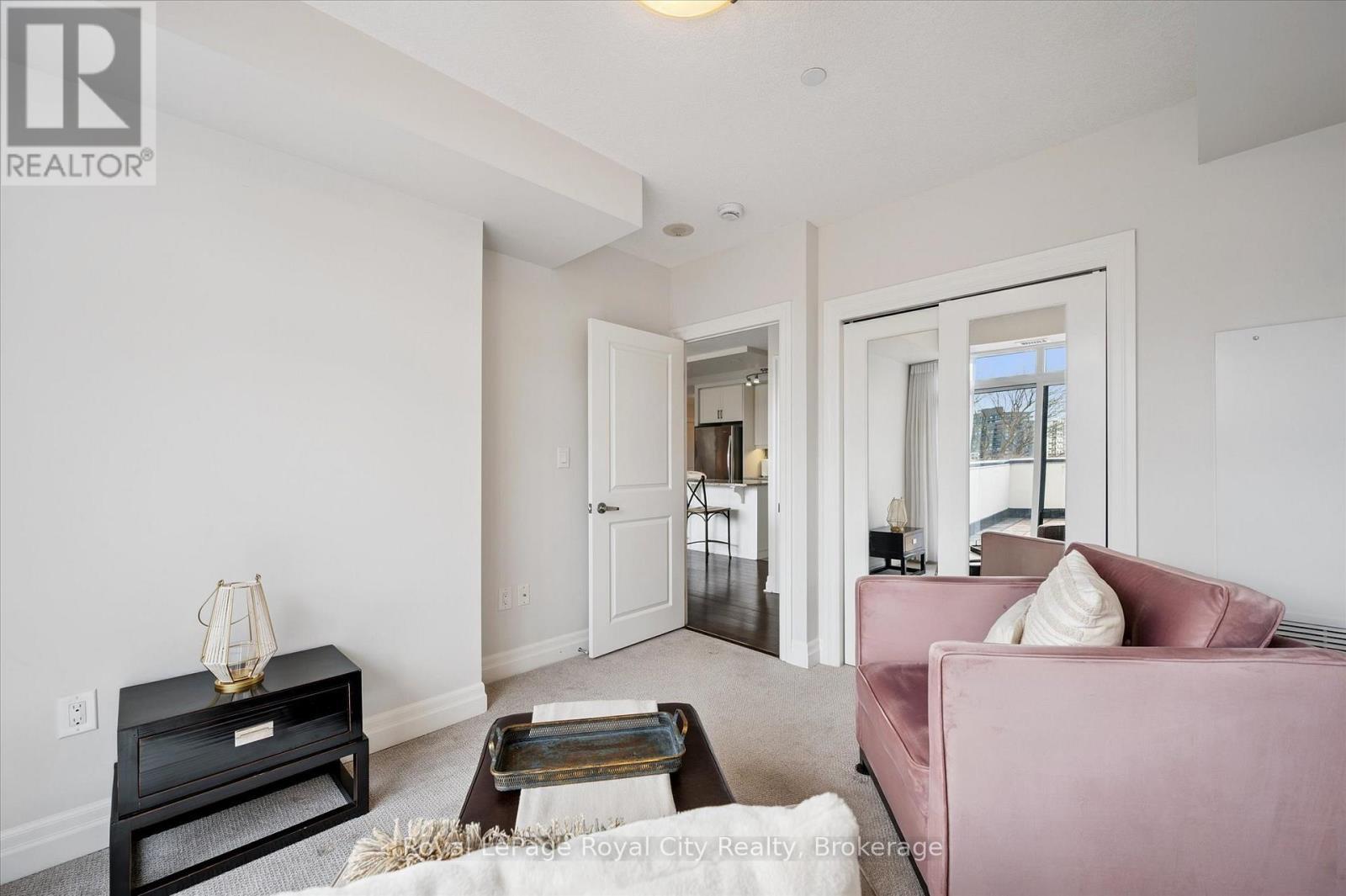 












413 - 150 WELLINGTON STREET E

,
Guelph (Downtown),




Ontario
N1H3R2

