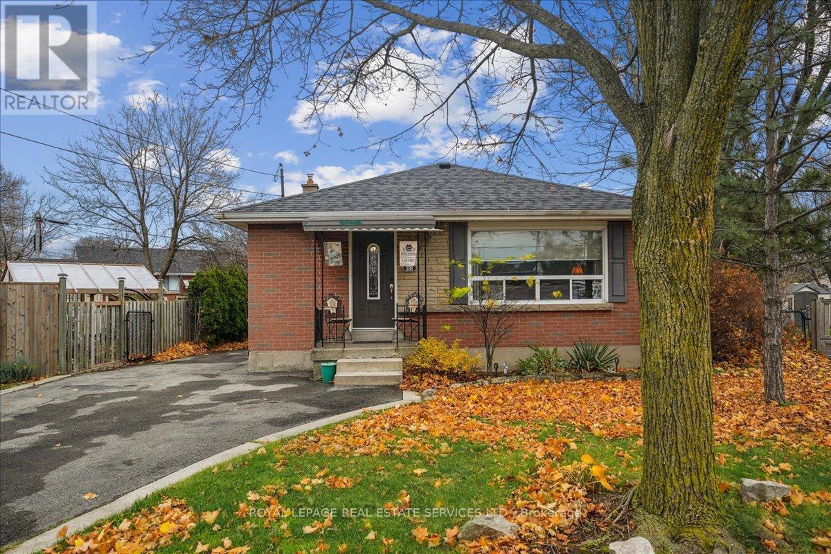 












391 EAST 16TH STREET

,
Hamilton,




Ontario
L9A4K4

