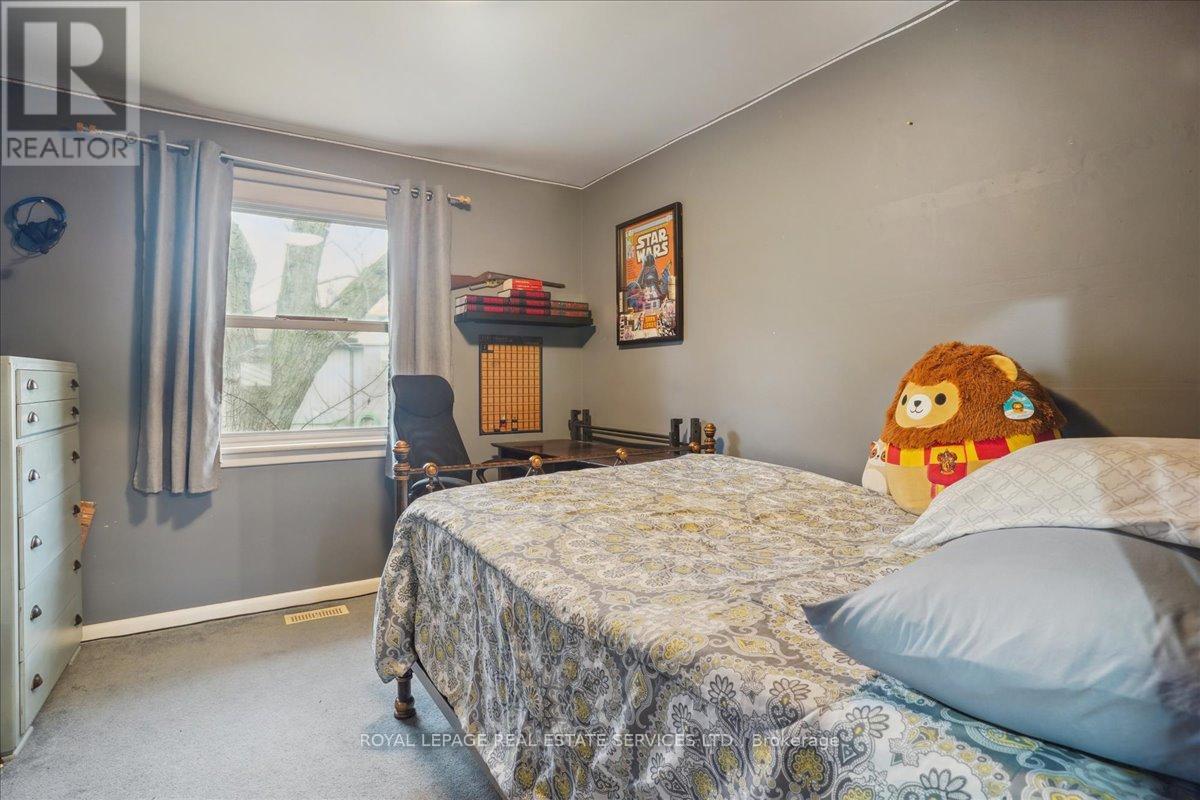












391 EAST 16TH STREET

,
Hamilton,




Ontario
L9A4K4

