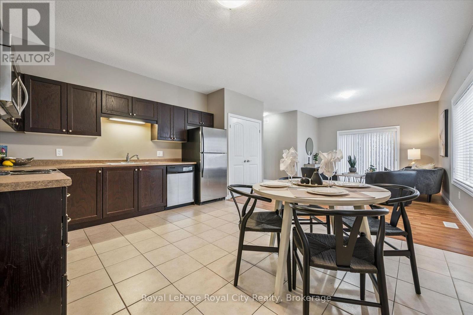 












145 KERTLAND STREET

,
Centre Wellington (Elora/Salem),




Ontario
N0B1S0

