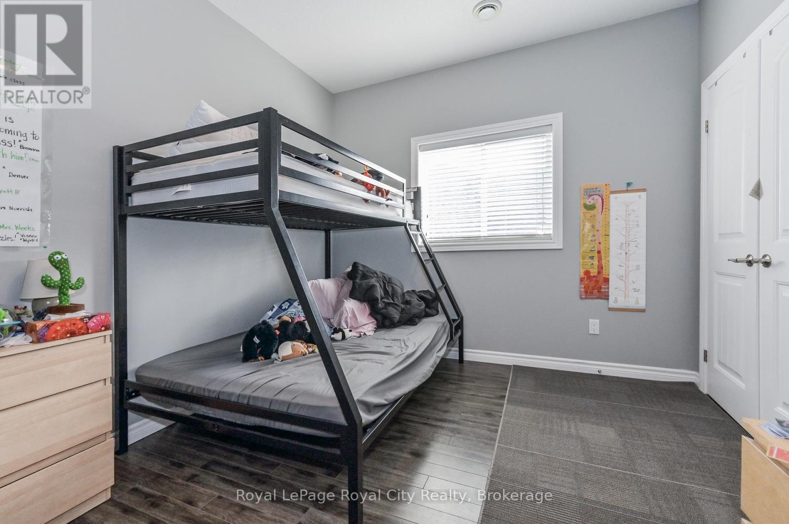 












145 KERTLAND STREET

,
Centre Wellington (Elora/Salem),




Ontario
N0B1S0

