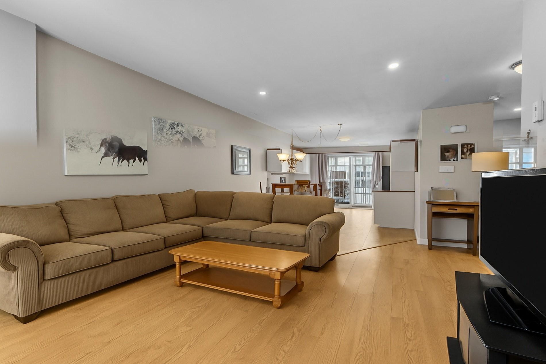 









177

 - 177B


6e Boulevard

,
Terrasse-Vaudreuil,




QC
J7V8G3

