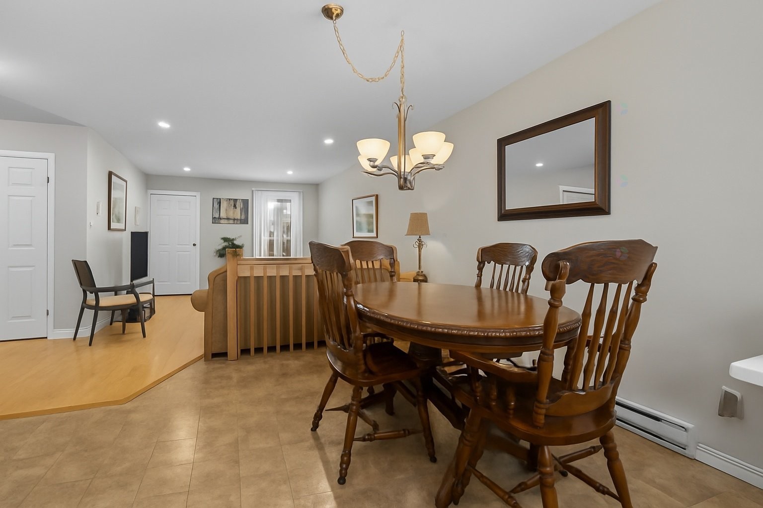 









177

 - 177B


6e Boulevard

,
Terrasse-Vaudreuil,




QC
J7V8G3

