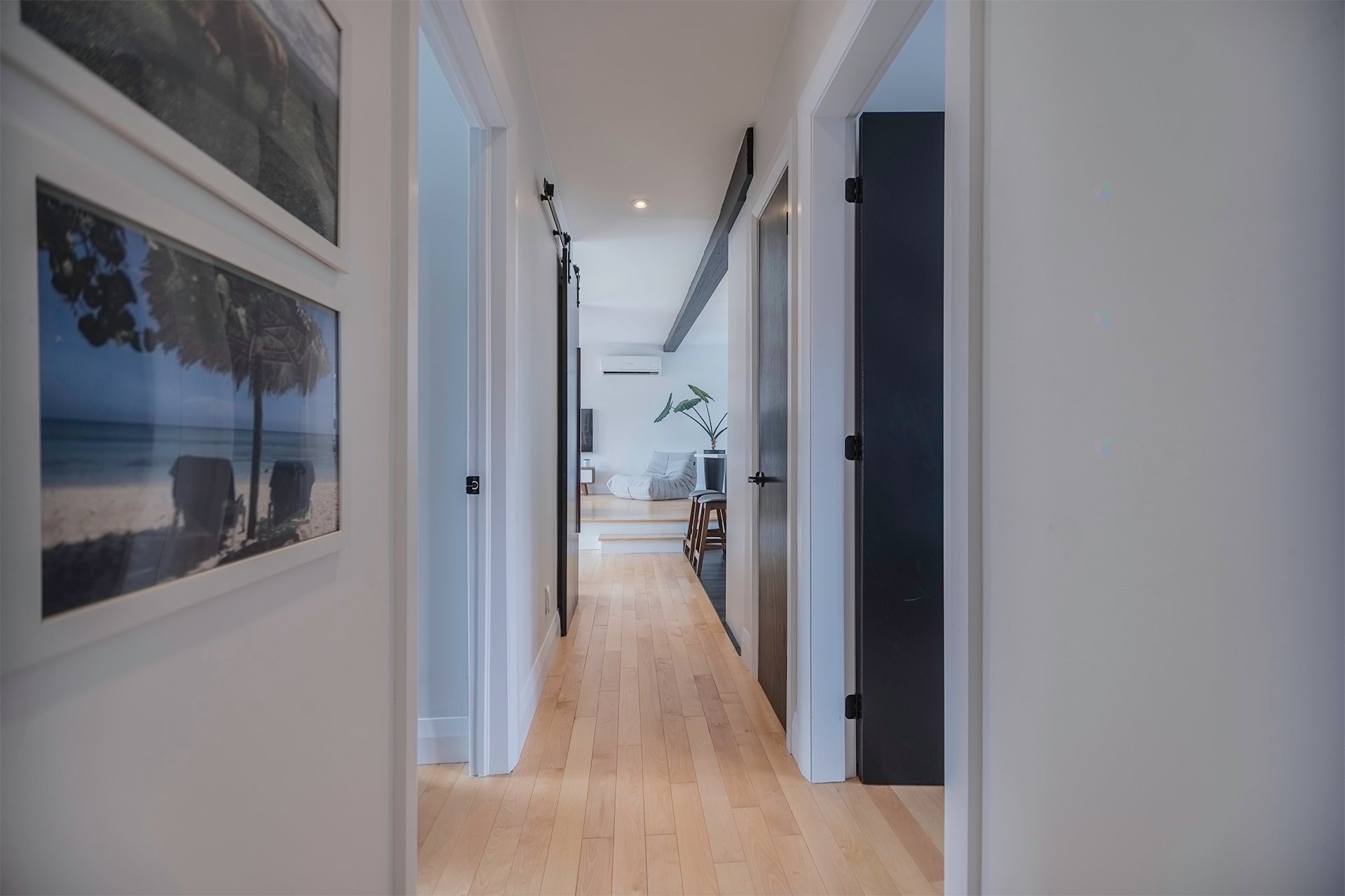 









562


Rue Miles

,
Longueuil (Greenfield Park),




QC
J4V1S6

