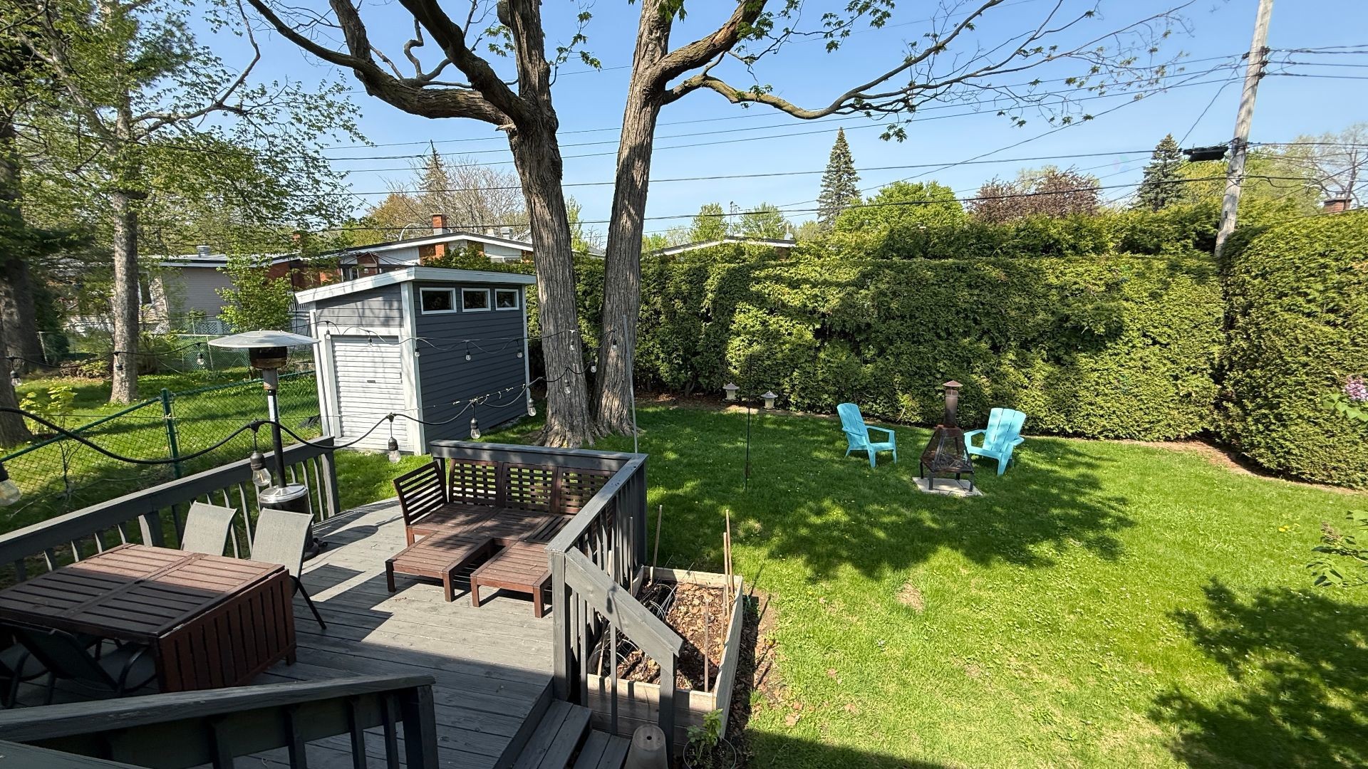 









562


Rue Miles

,
Longueuil (Greenfield Park),




QC
J4V1S6

