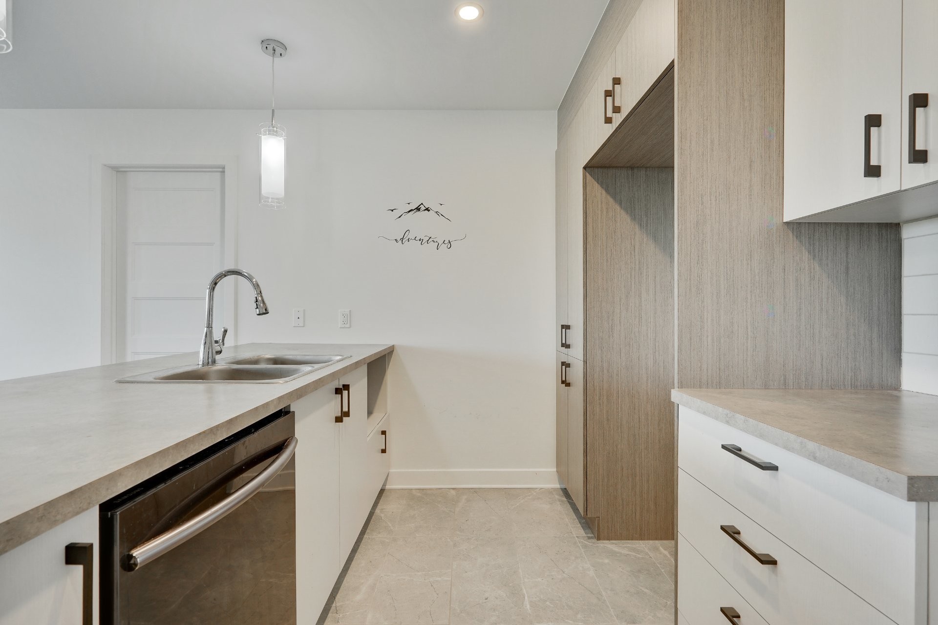 









1149


Av. des Jardins

,
Saint-Rémi,




QC
J0L2L0

