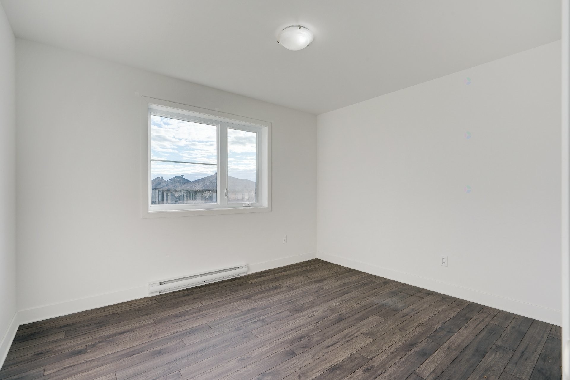 









1149


Av. des Jardins

,
Saint-Rémi,




QC
J0L2L0

