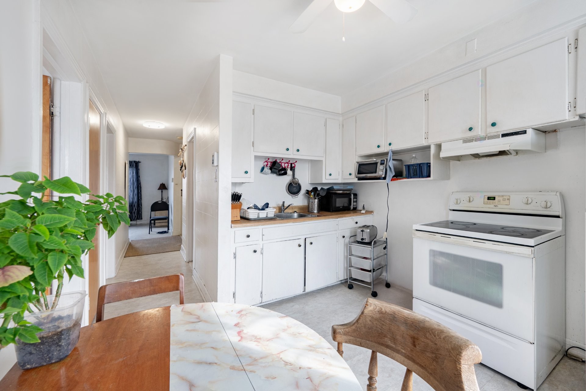 









7177


Rue D'Aragon

,
Montréal (Le Sud-Ouest),




QC
H4E3B6

