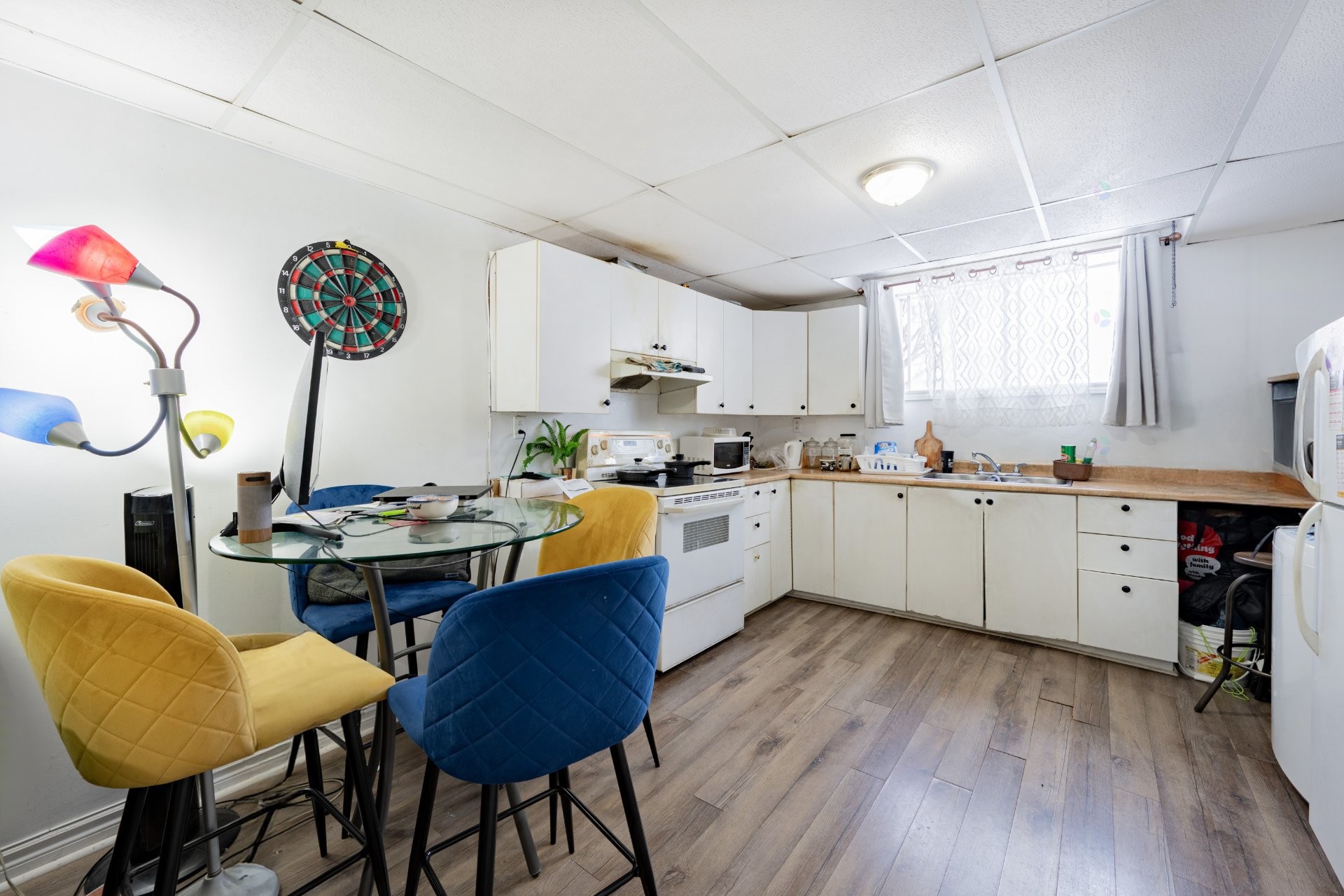 









7177


Rue D'Aragon

,
Montréal (Le Sud-Ouest),




QC
H4E3B6

