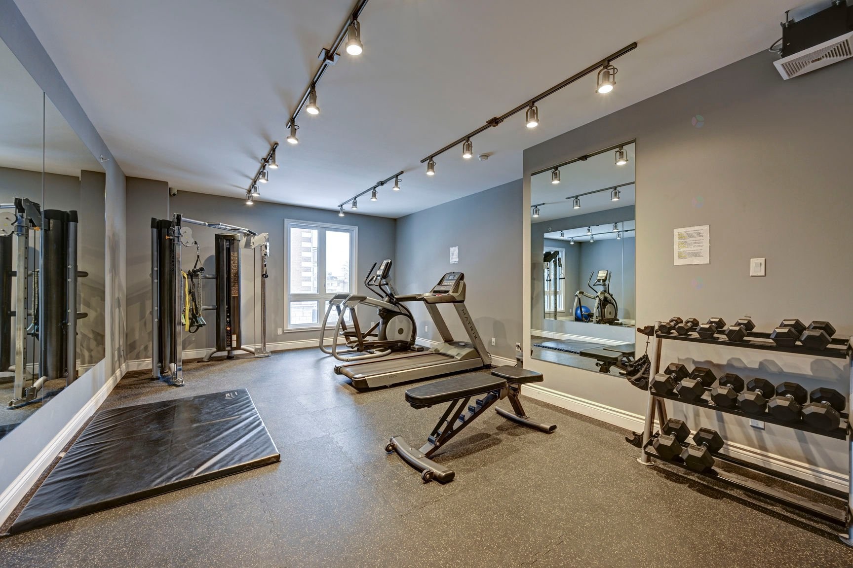 









5715


Rue Jean-Talon E.

, 606,
Montréal (Saint-Léonard),




QC
H1S0C7

