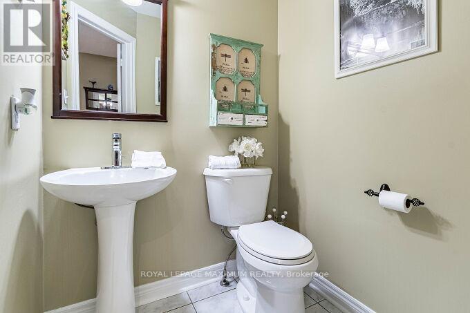 












50 PANORAMA CRESCENT

,
Vaughan,




Ontario
L4H1J9

