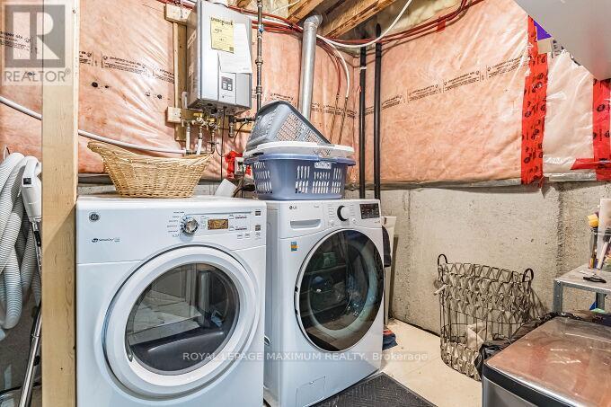 












50 PANORAMA CRESCENT

,
Vaughan,




Ontario
L4H1J9

