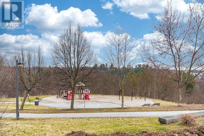 












50 PANORAMA CRESCENT

,
Vaughan,




Ontario
L4H1J9

