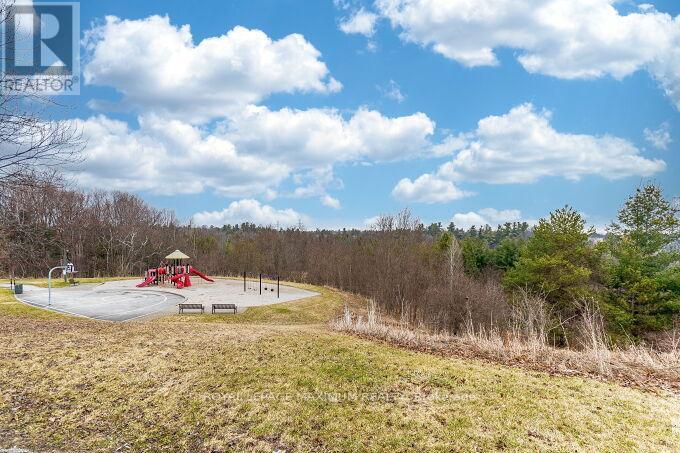 












50 PANORAMA CRESCENT

,
Vaughan,




Ontario
L4H1J9

