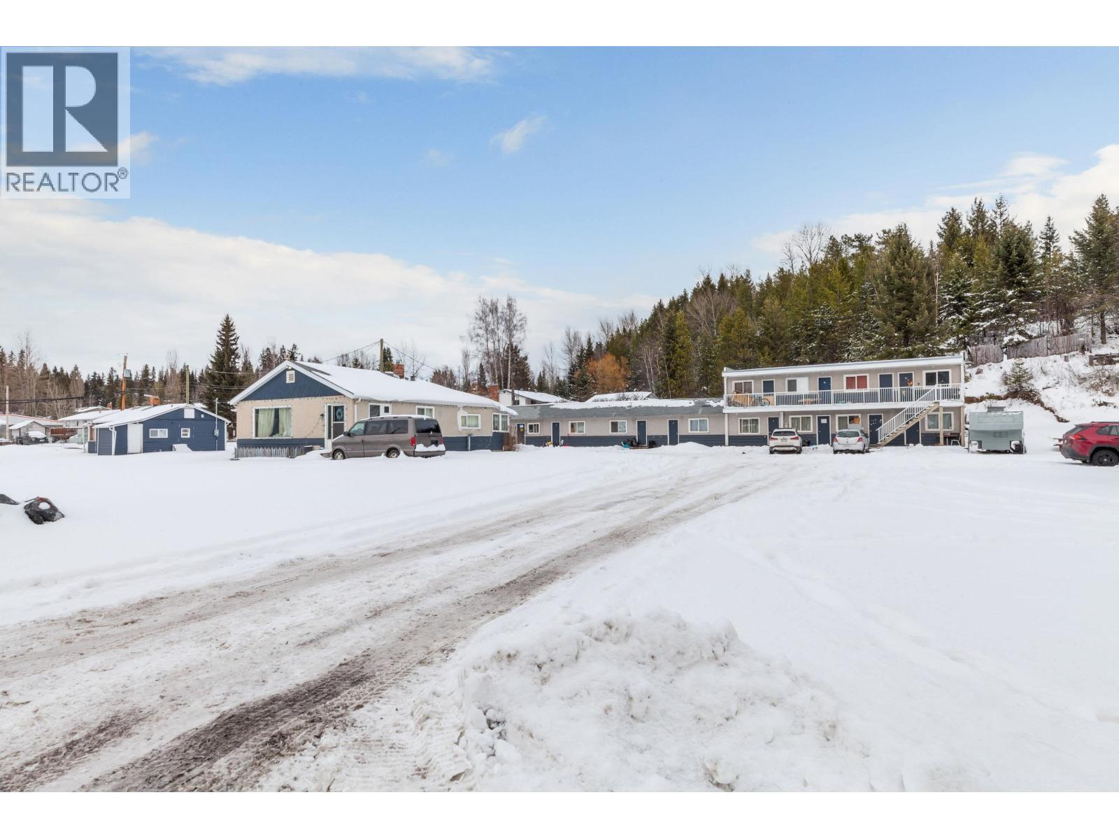 












3432-3454 HART HWY & 2201, 2178, 2157 SHADY LANE

,
Prince George,




British Columbia
V2K2Z1

