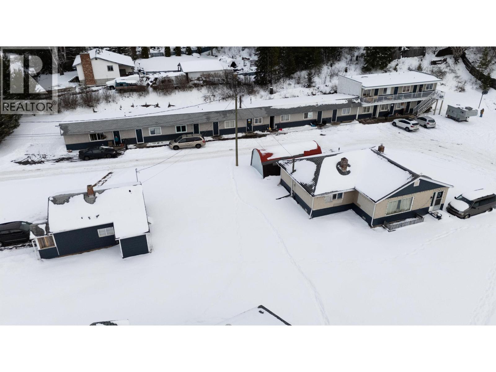 












3432-3454 HART HWY & 2201, 2178, 2157 SHADY LANE

,
Prince George,




British Columbia
V2K2Z1

