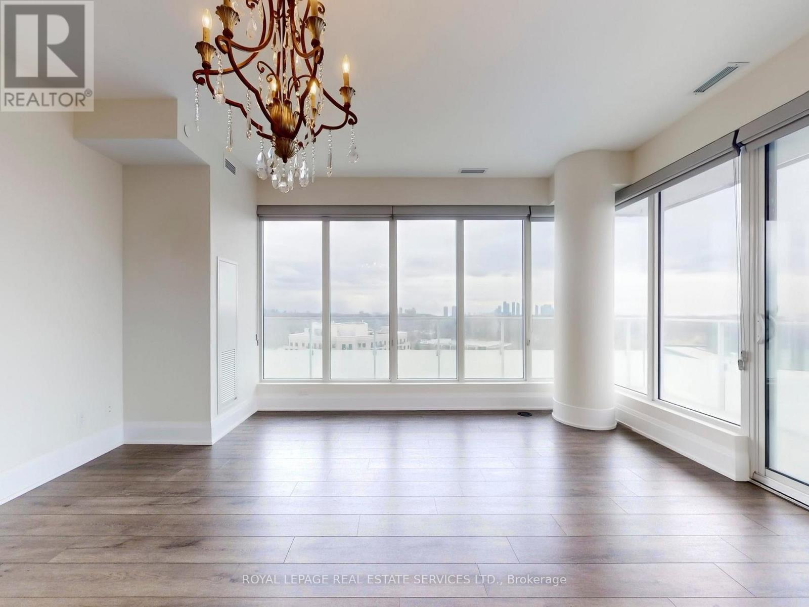 












1108 - 20 BRIN DRIVE

,
Toronto,




Ontario
M8X0B2

