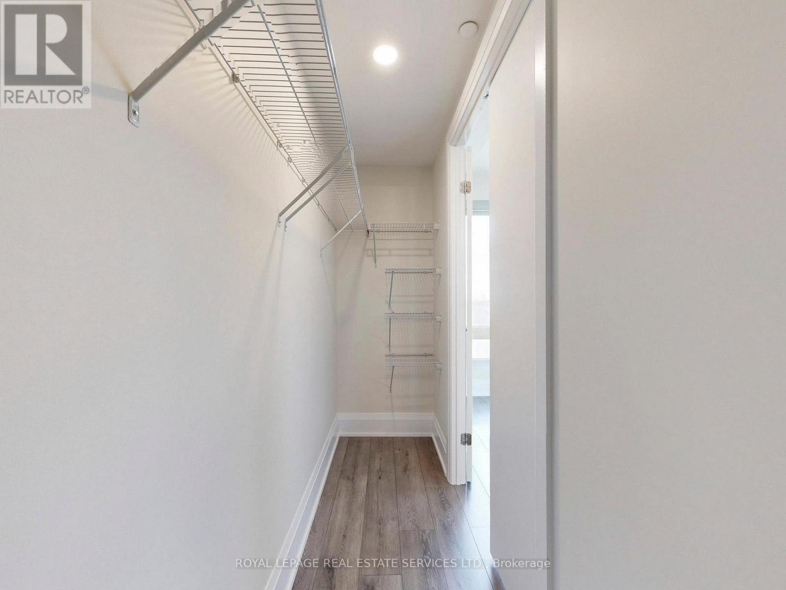 












1108 - 20 BRIN DRIVE

,
Toronto,




Ontario
M8X0B2

