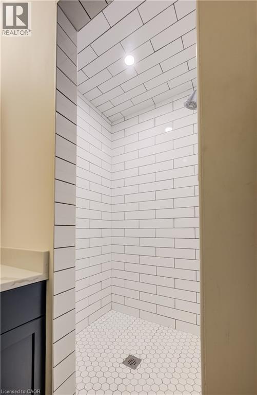 












38 EUCLID Avenue

,
Waterloo,




Ontario
N2L1Z3

