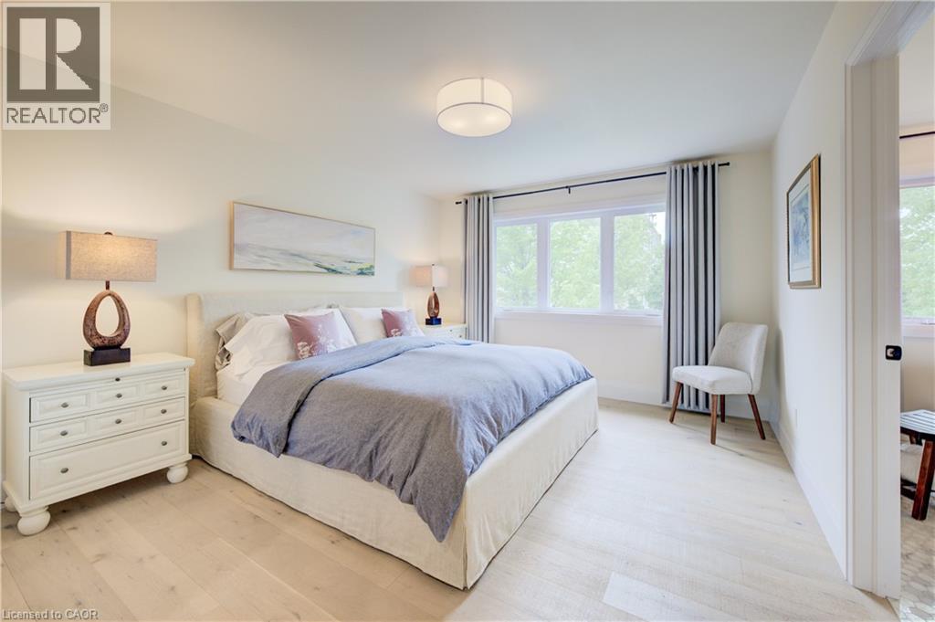 












38 EUCLID Avenue

,
Waterloo,




Ontario
N2L1Z3

