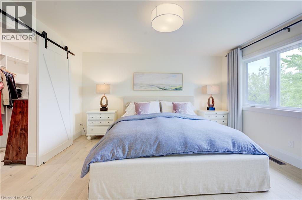 












38 EUCLID Avenue

,
Waterloo,




Ontario
N2L1Z3

