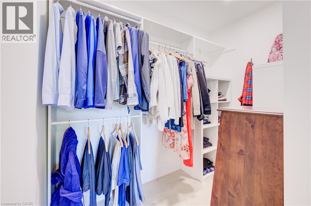 












38 EUCLID Avenue

,
Waterloo,




Ontario
N2L1Z3

