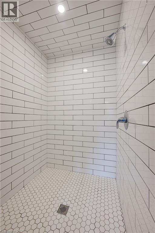 












38 EUCLID Avenue

,
Waterloo,




Ontario
N2L1Z3

