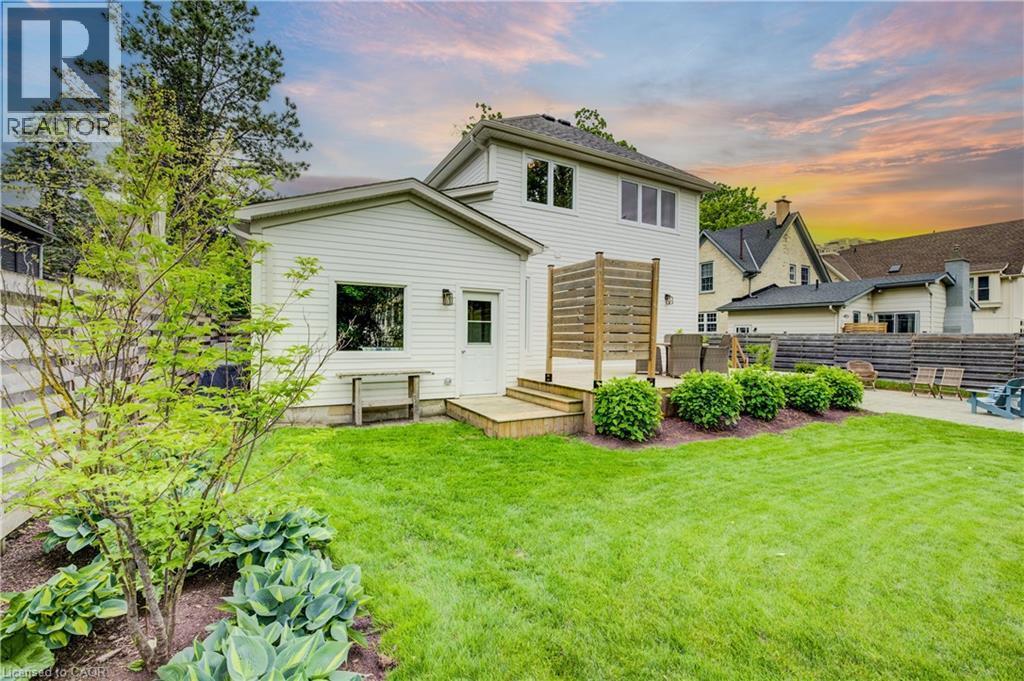 












38 EUCLID Avenue

,
Waterloo,




Ontario
N2L1Z3

