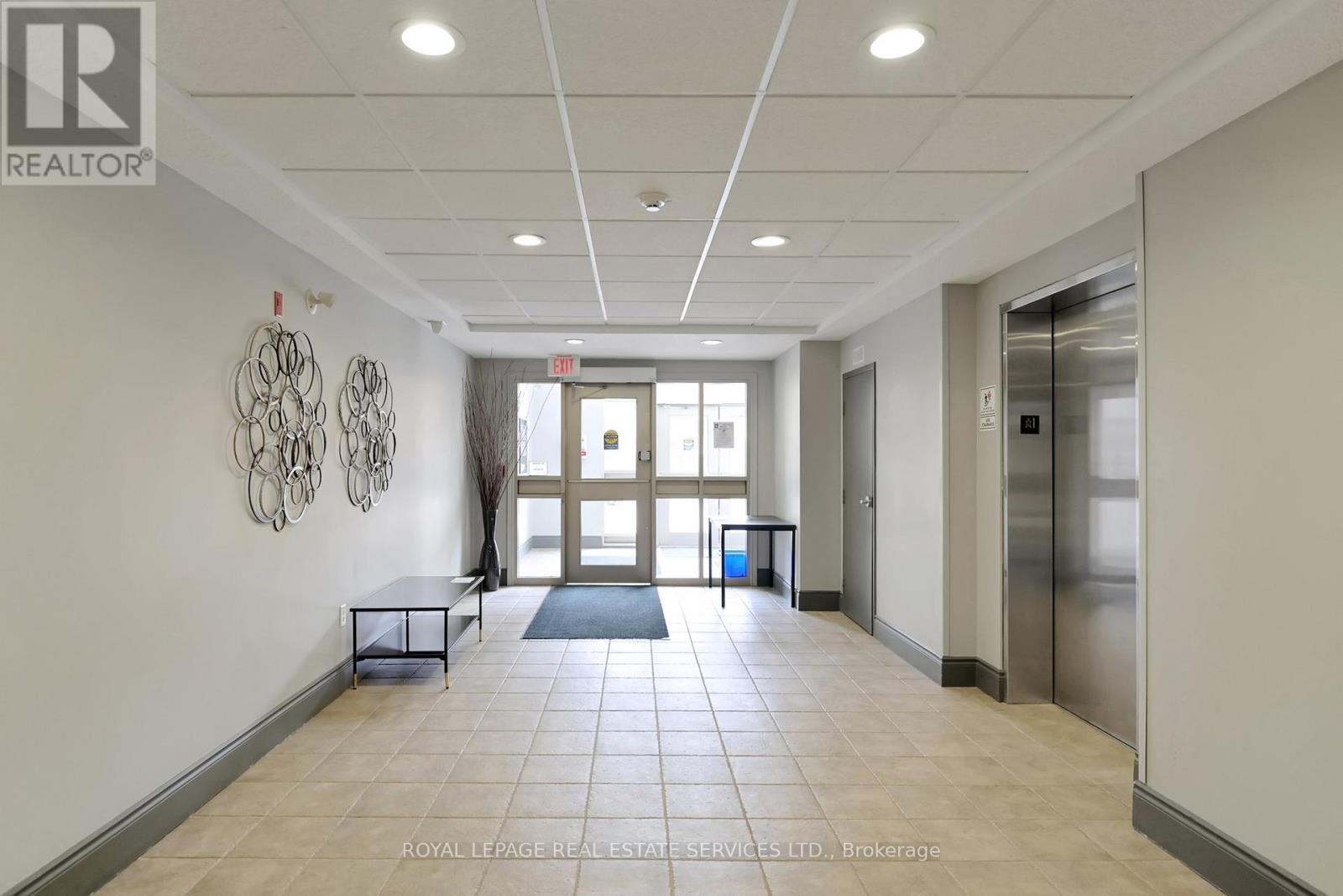 












104 - 4016 KILMER DRIVE

,
Burlington,




Ontario
L7M5A7

