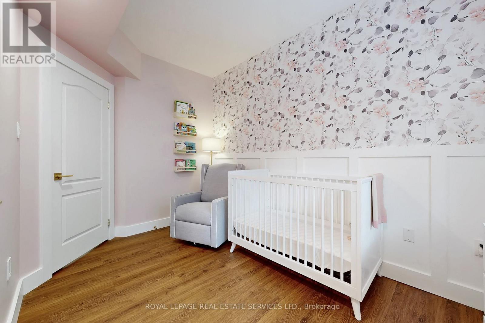 












104 - 4016 KILMER DRIVE

,
Burlington,




Ontario
L7M5A7

